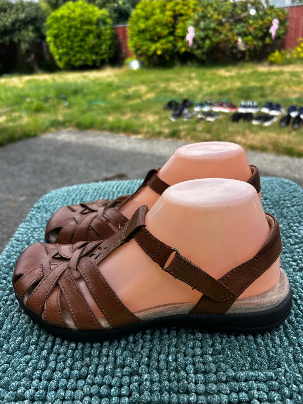Earth Origins Brown Closed-Toe Sandals - Comfortable Everyday Sz 8M - Picture 2 of 14